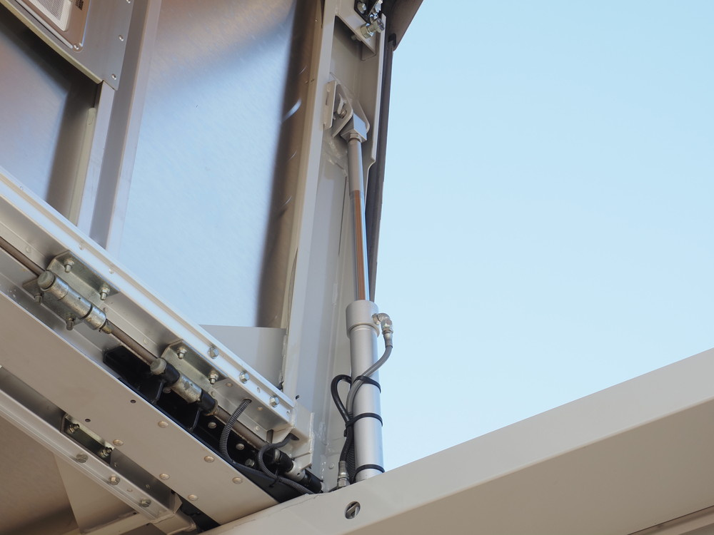 いすゞ フォワード ウイング車 中型 2RG-FRR90T2 年式 H30[写真20]