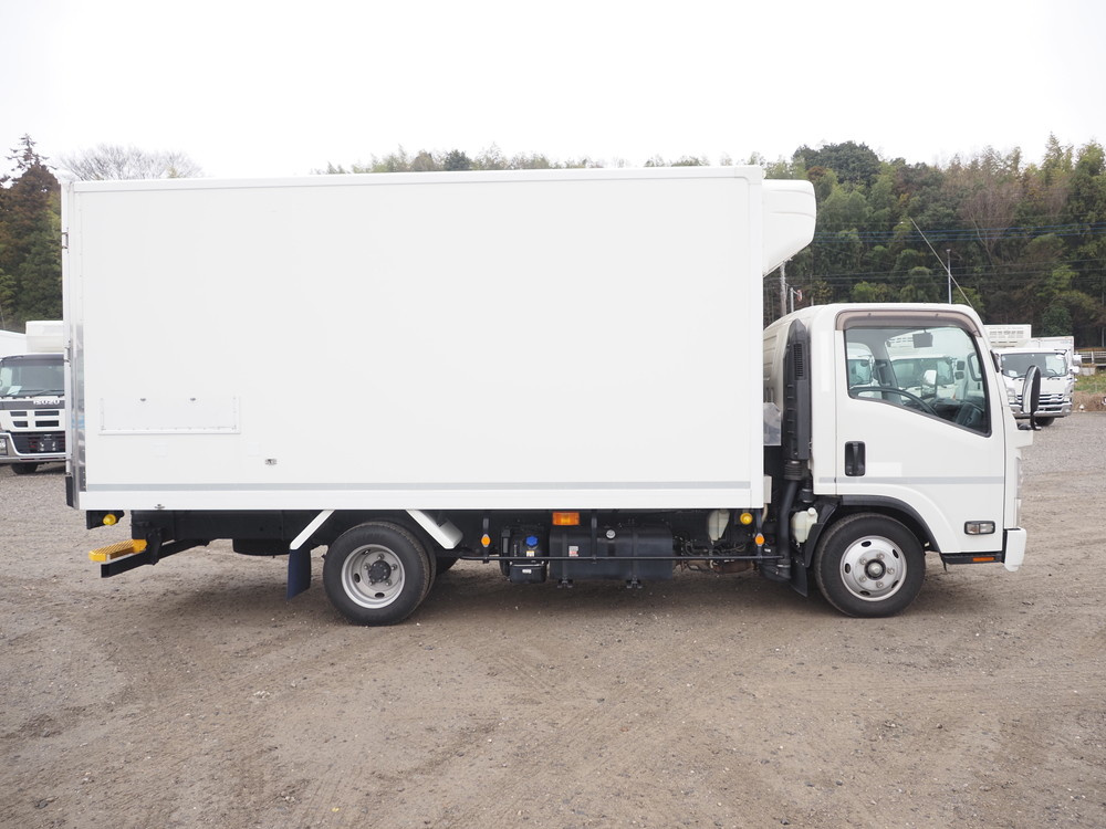 いすゞ エルフ 冷凍バン 小型 2RG-NPR88AN 年式 R2[写真09]