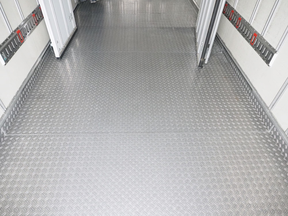 いすゞ エルフ 冷凍バン 小型 2RG-NPR88AN 年式 R2[写真20]