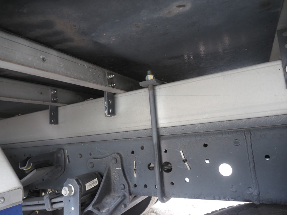 いすゞ エルフ 冷凍バン 小型 2RG-NPR88AN 年式 R2[写真34]