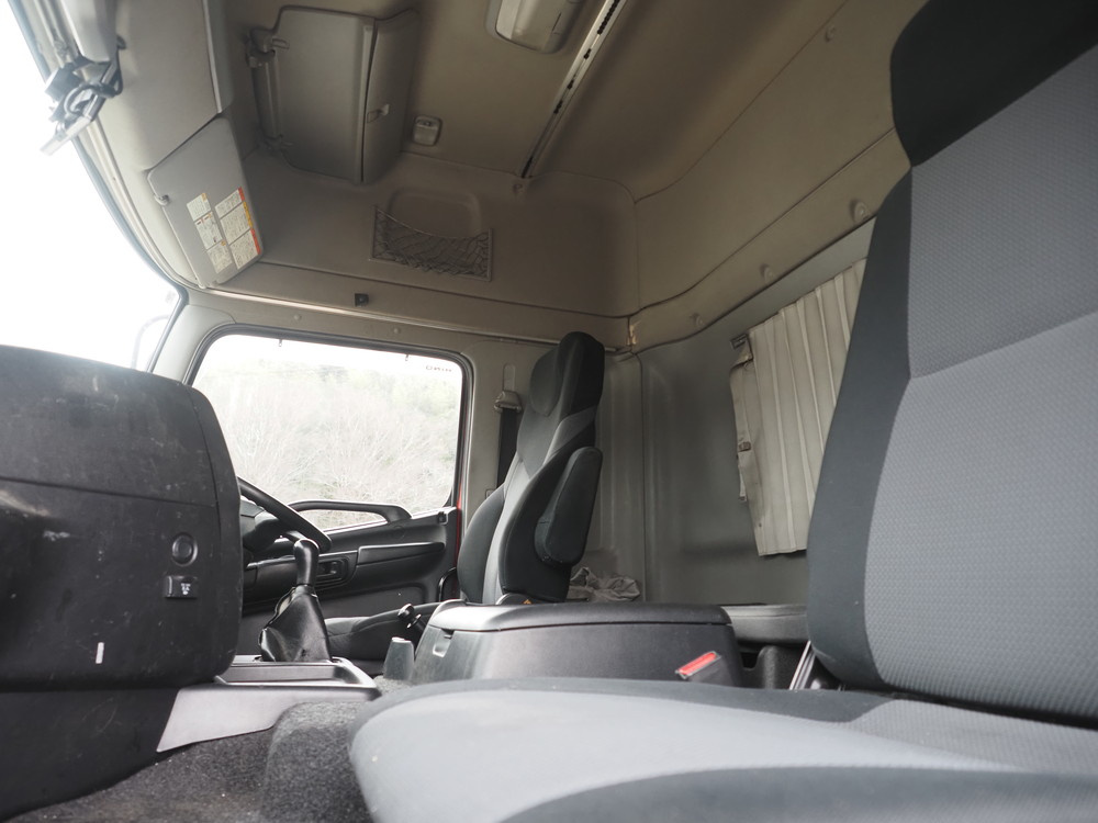 日野 プロフィア ウイング車 大型 QPG-FR1EXEG 年式 H29[写真32]