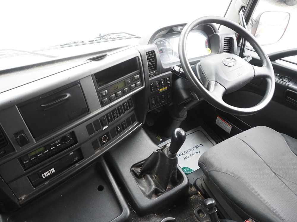 日野 プロフィア ウイング車 大型 QPG-FR1EXEG 年式 H29[写真25]