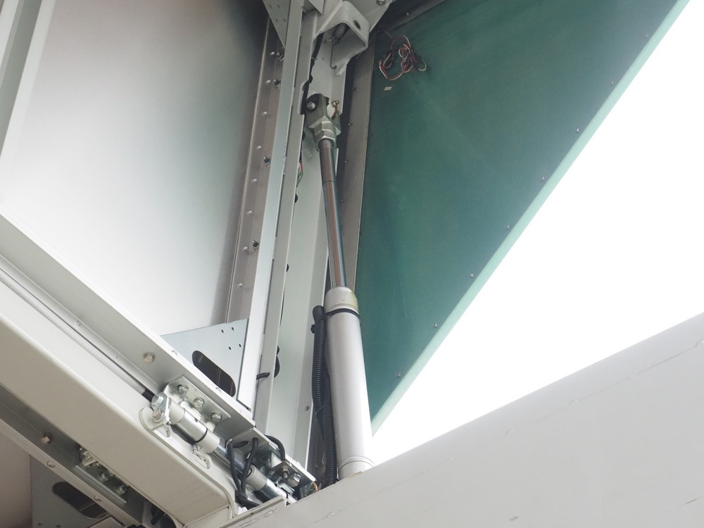 日野 プロフィア ウイング車 大型 2DG-FW1AHG 年式 H30[写真13]