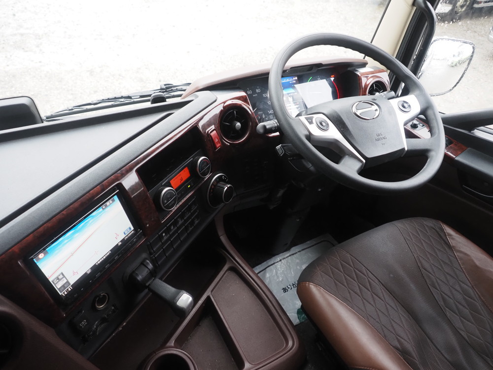 日野 プロフィア ウイング車 大型 2DG-FW1AHG 年式 H30[写真31]