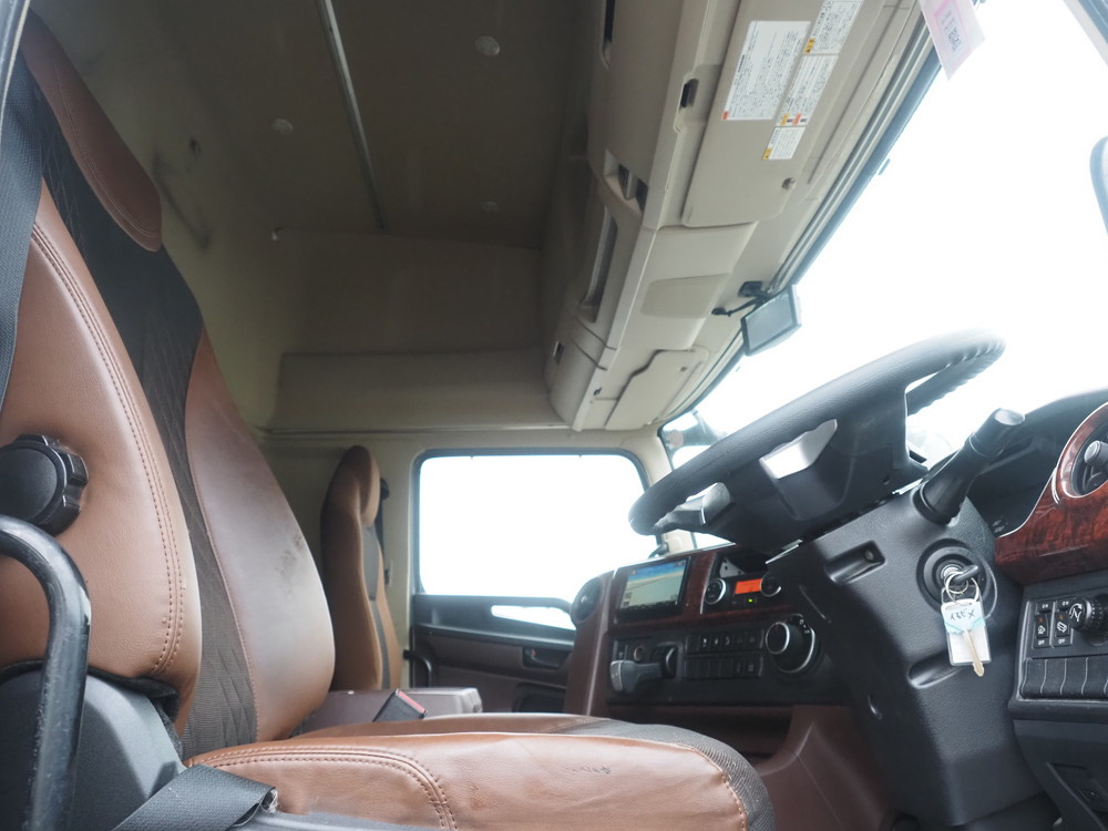 日野 プロフィア ウイング車 大型 2DG-FW1AHG 年式 H30[写真29]