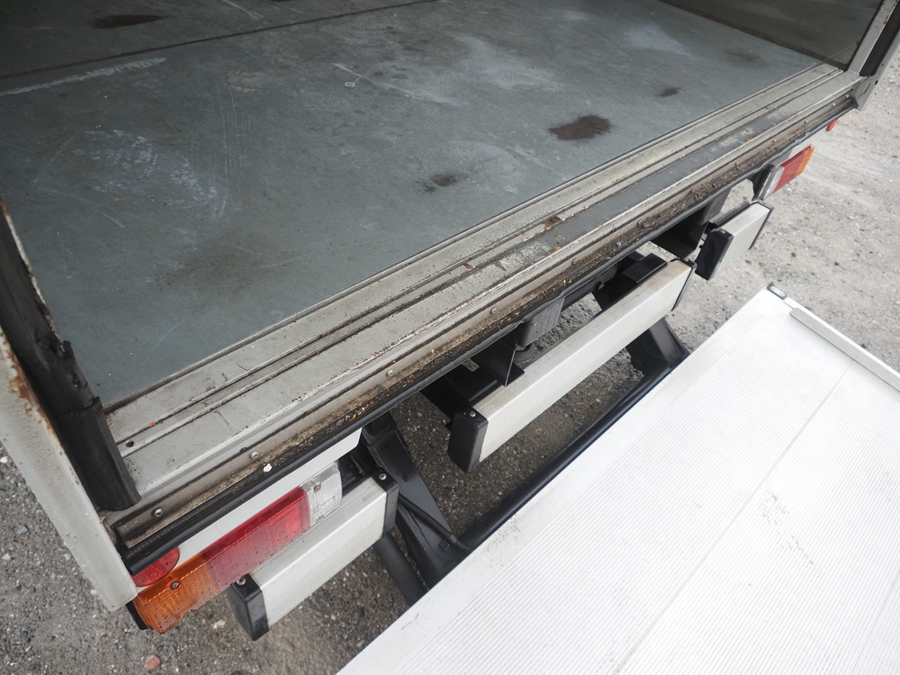 日野 デュトロ バン車 小型 TKG-XZU710M 年式 H30[写真15]