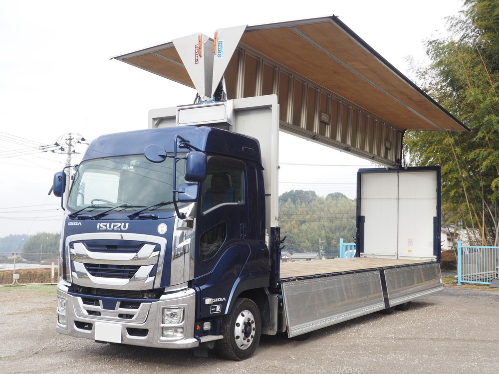 いすゞ ギガ ウイング車 大型 2PG-CYJ77C 年式 R1[写真03]