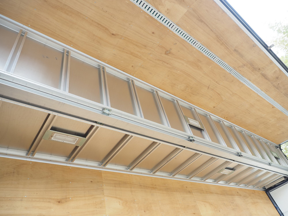 いすゞ ギガ ウイング車 大型 2PG-CYJ77C 年式 R1[写真23]