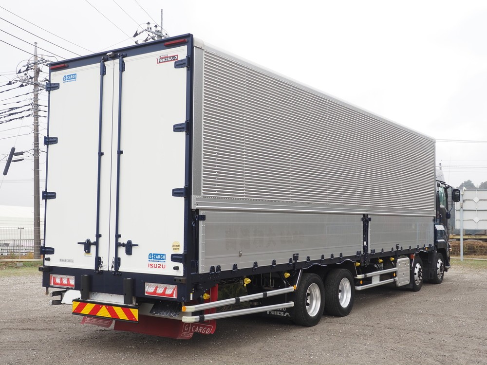 いすゞ ギガ ウイング車 大型 2PG-CYJ77C 年式 R1[写真06]