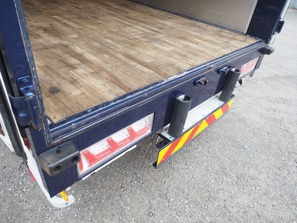 いすゞ ギガ ウイング車 大型 2PG-CYJ77C 年式 R1[写真30]