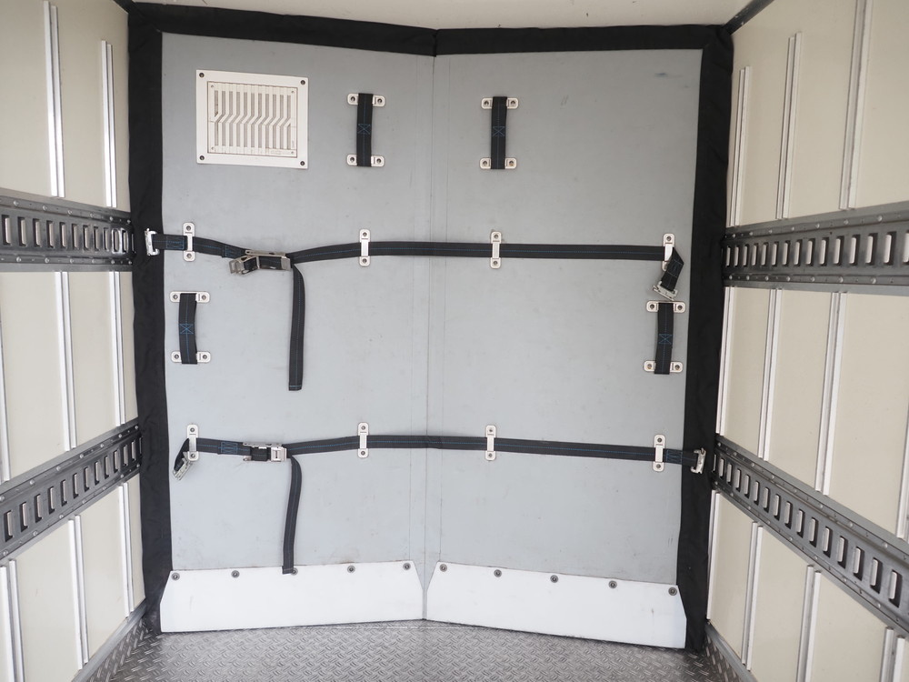 いすゞ エルフ 冷凍バン 小型 TPG-NMR85AN 年式 H28[写真21]