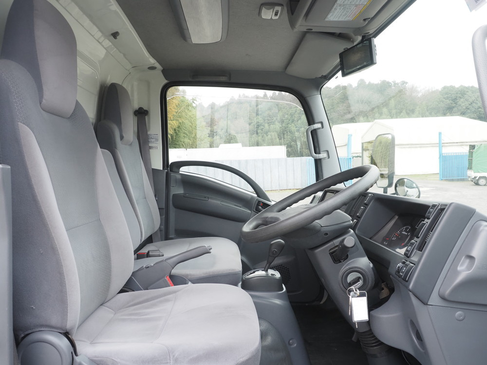 いすゞ エルフ 冷凍バン 小型 TPG-NMR85AN 年式 H28[写真24]