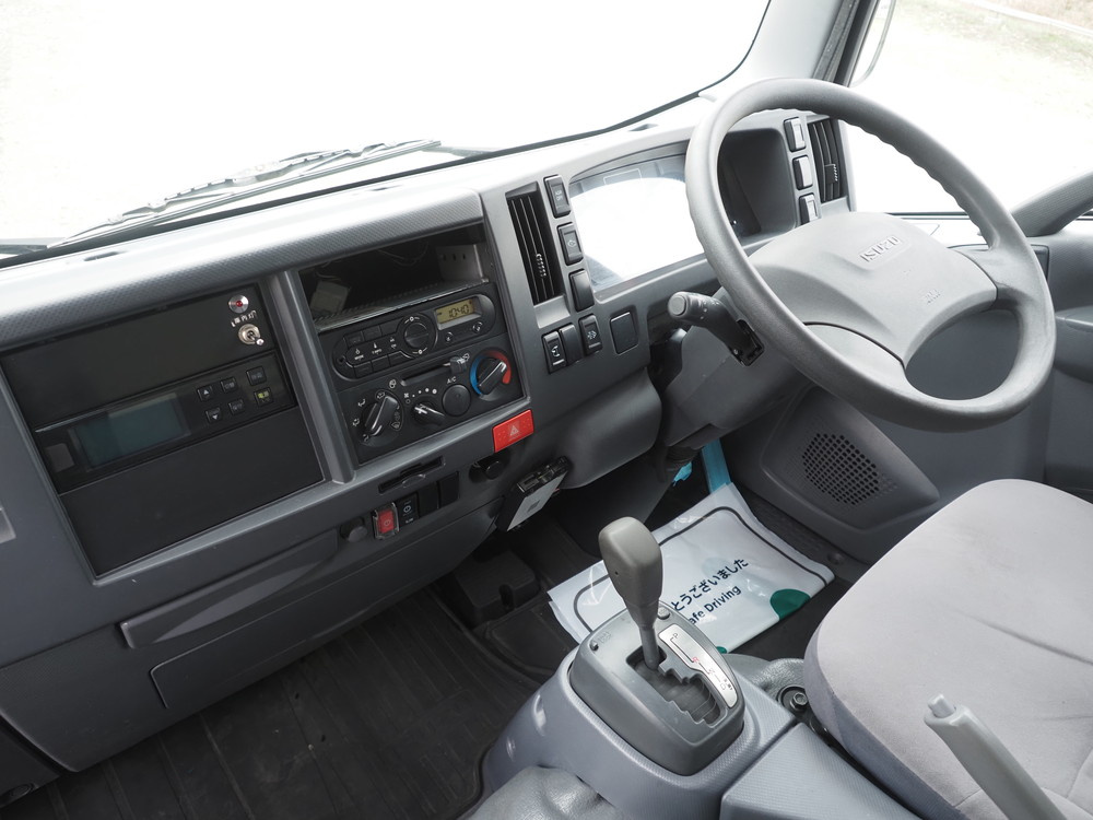 いすゞ エルフ 冷凍バン 小型 TPG-NMR85AN 年式 H28[写真26]