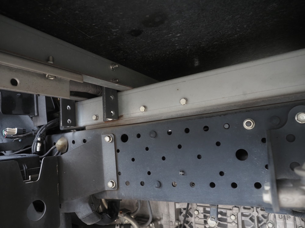 いすゞ エルフ 冷凍バン 小型 TPG-NMR85AN 年式 H28[写真36]