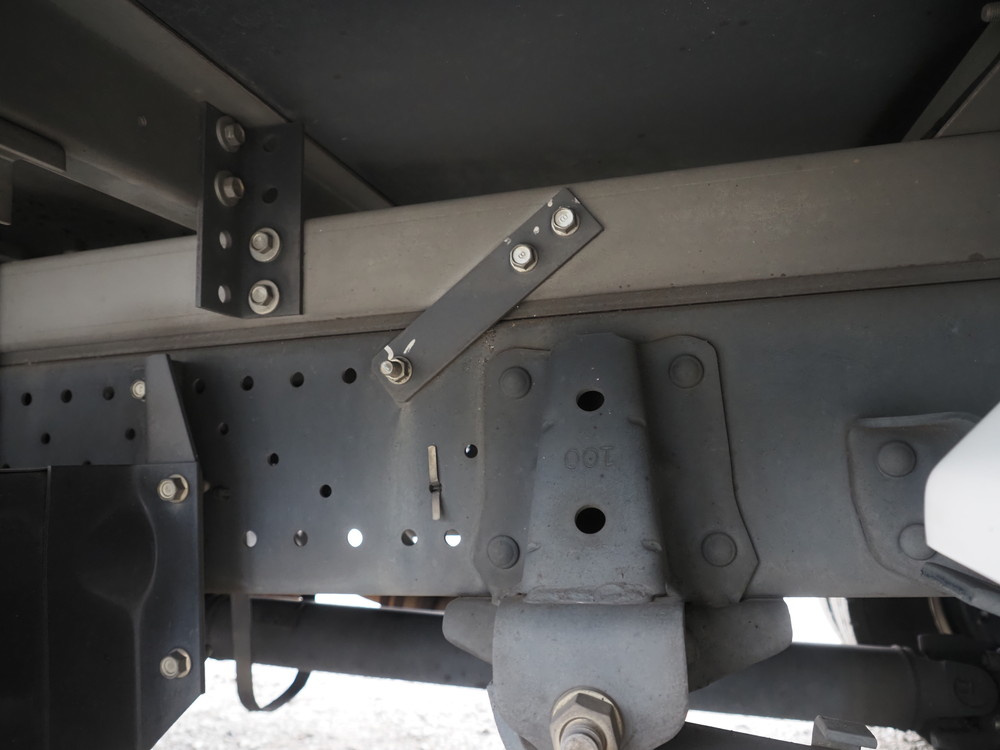 いすゞ エルフ 冷凍バン 小型 TPG-NMR85AN 年式 H28[写真37]