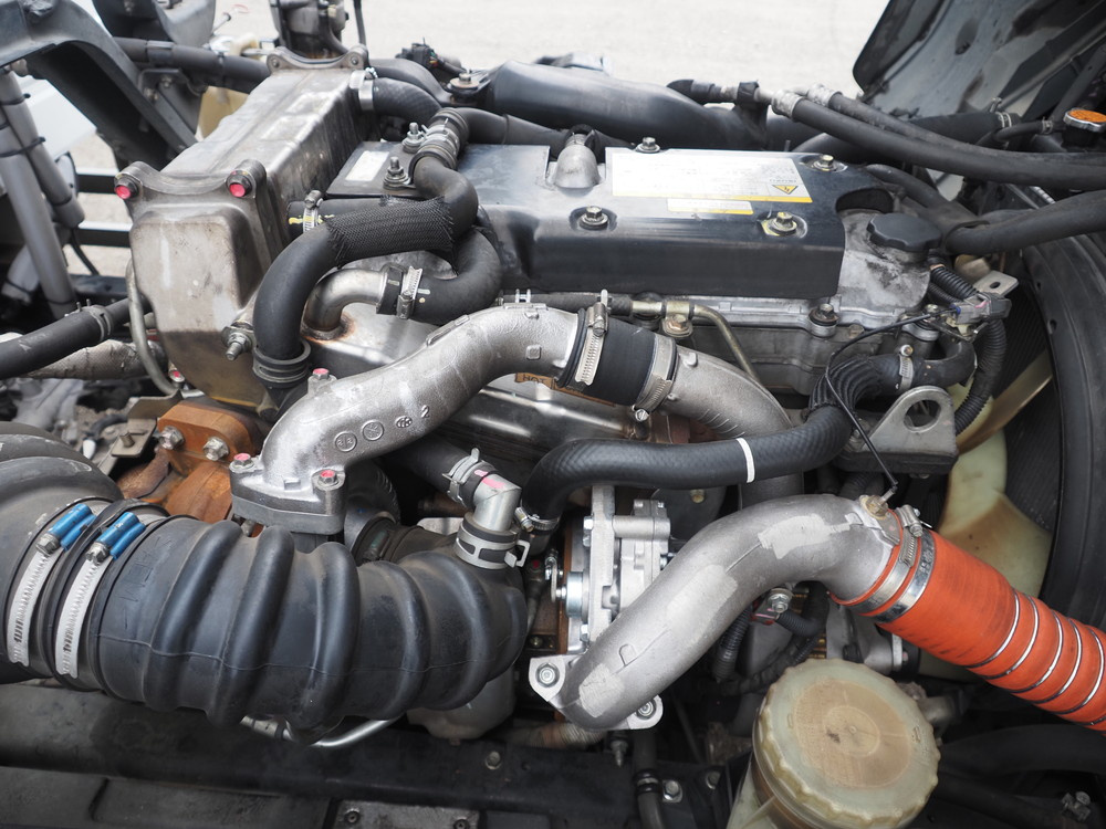 いすゞ フォワード 冷凍バン 中型 TKG-FRR90T2 年式 H29[写真47]