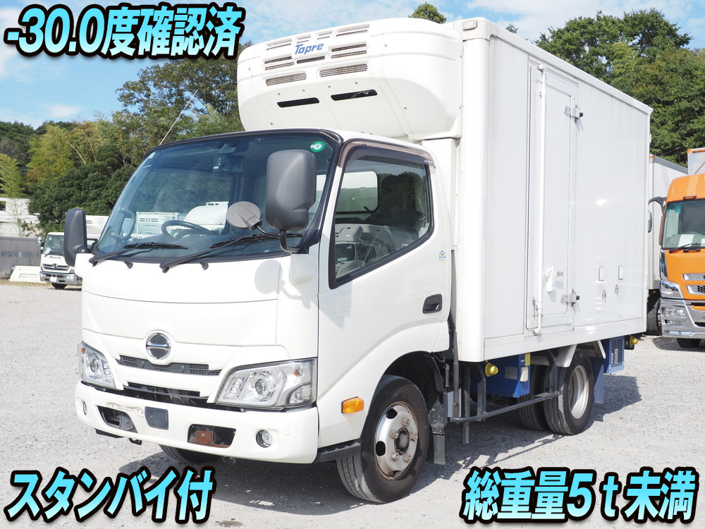 日野 デュトロ 冷凍バン 小型 2RG-XZC605M 年式 R1[写真01]