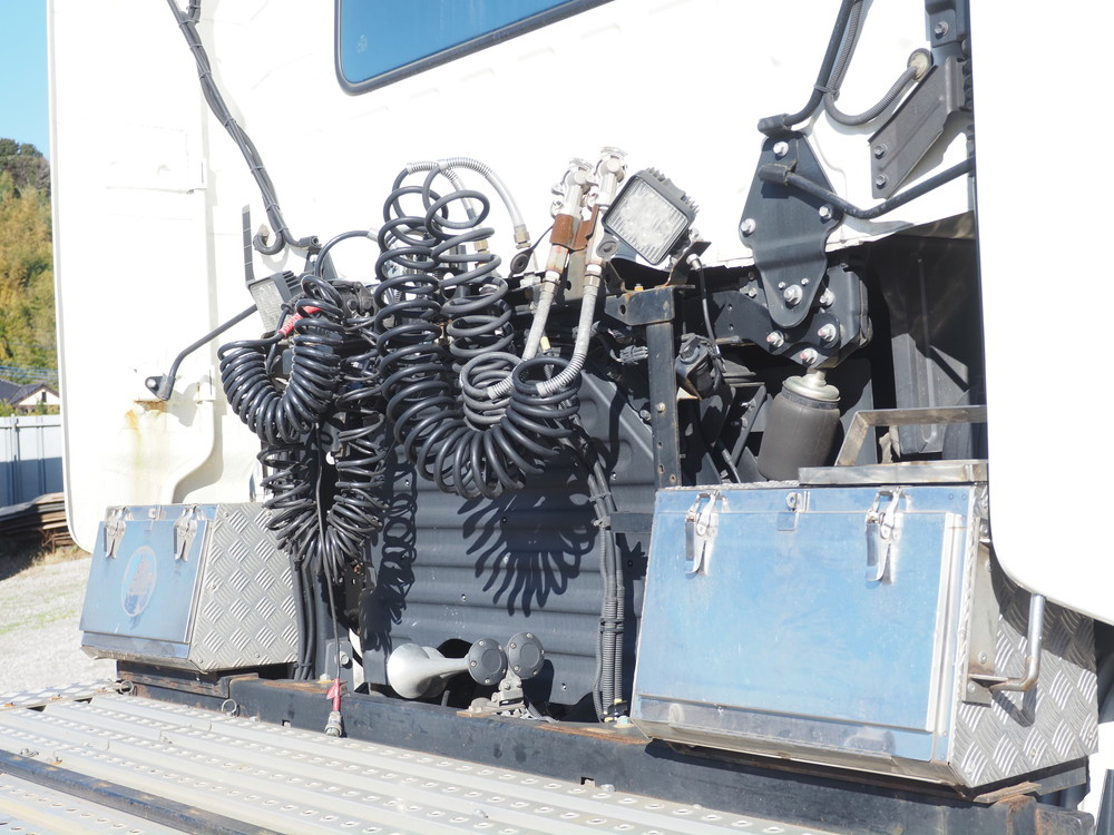 日野 プロフィア トラクタ 大型 2DG-SH1EDGG 年式 R1[写真18]