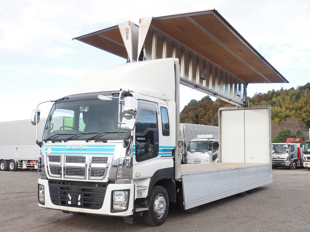 いすゞ ギガ ウイング車 大型 QKG-CYJ77A 年式 H27[写真03]