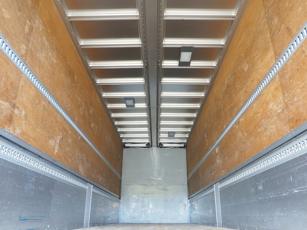 いすゞ ギガ ウイング車 大型 QKG-CYJ77A 年式 H27[写真28]