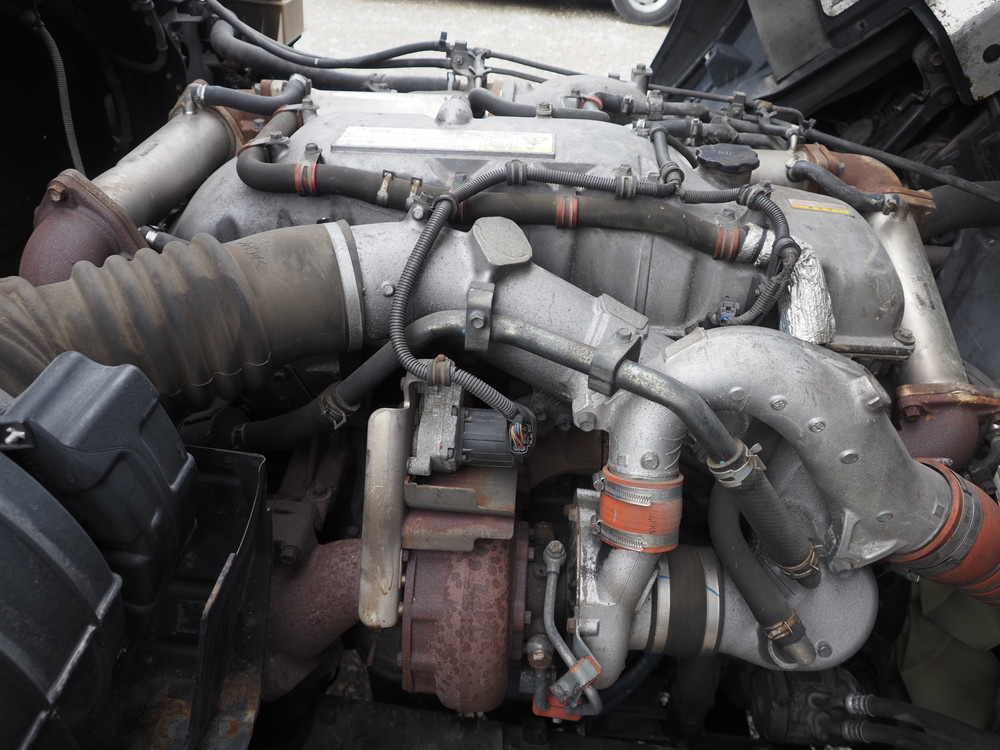 いすゞ ギガ ウイング車 大型 QKG-CYJ77A 年式 H27[写真51]