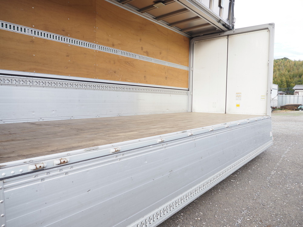 いすゞ フォワード ウイング車 中型 TKG-FRR90T2 年式 H28[写真20]