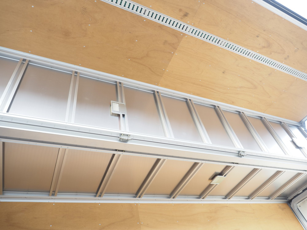 いすゞ フォワード ウイング車 中型 TKG-FRR90T2 年式 H28[写真21]