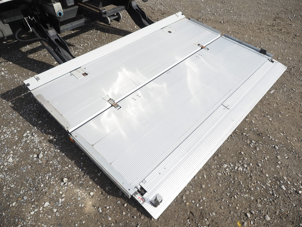 日野 レンジャープロ 冷凍バン 中型 TKG-FD9JCAA 年式 H29[写真21]