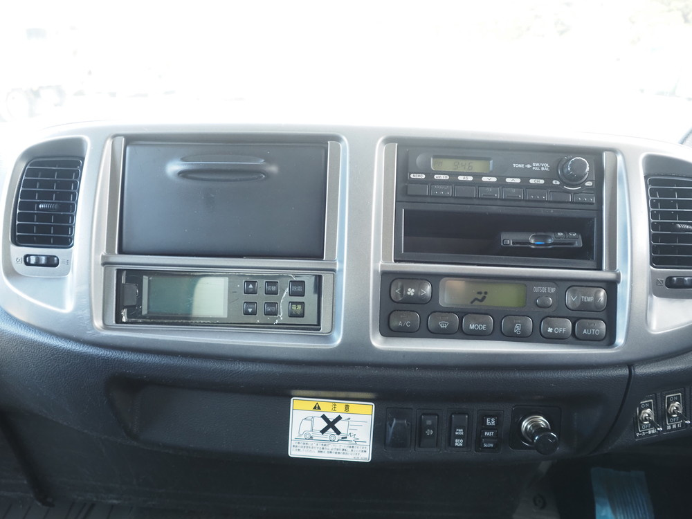 日野 レンジャープロ 冷凍バン 中型 TKG-FD9JCAA 年式 H29[写真30]