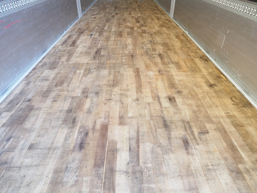 いすゞ ギガ ウイング車 大型 QKG-CYJ77B 年式 H28[写真33]