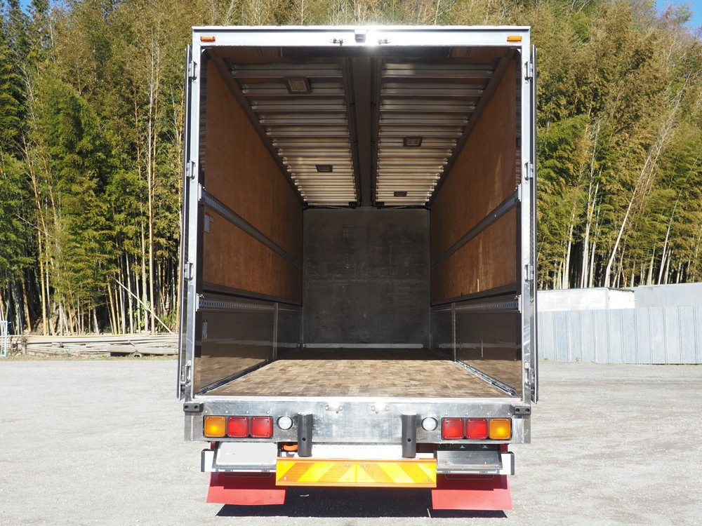 いすゞ ギガ ウイング車 大型 QKG-CYJ77B 年式 H28[写真29]