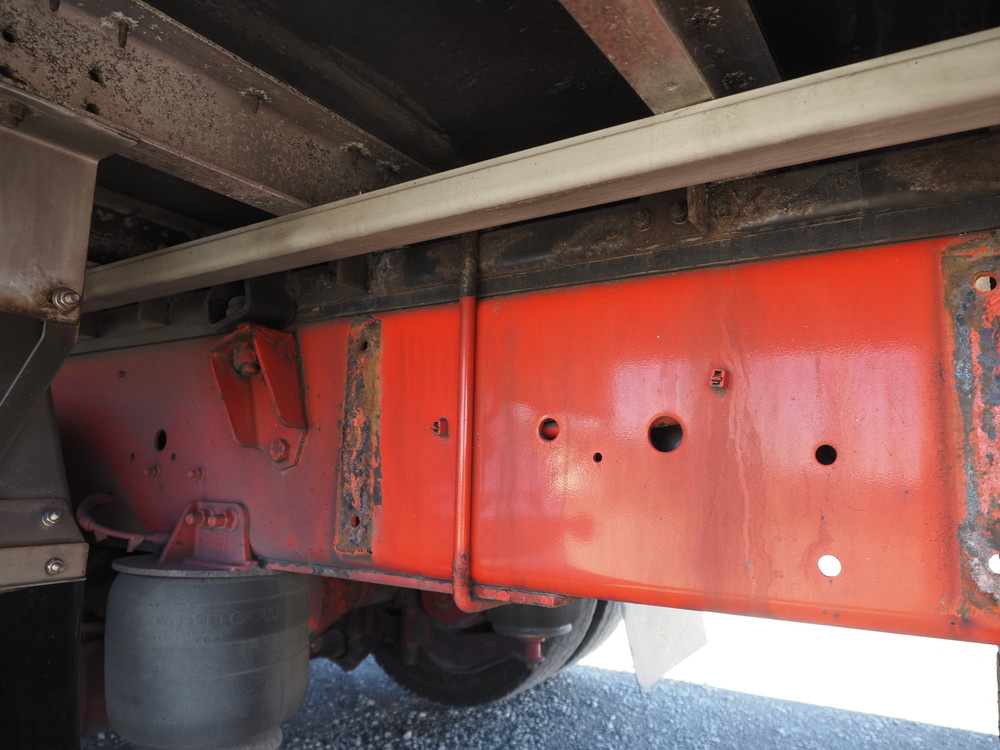 いすゞ ギガ ウイング車 大型 QKG-CYJ77B 年式 H28[写真52]