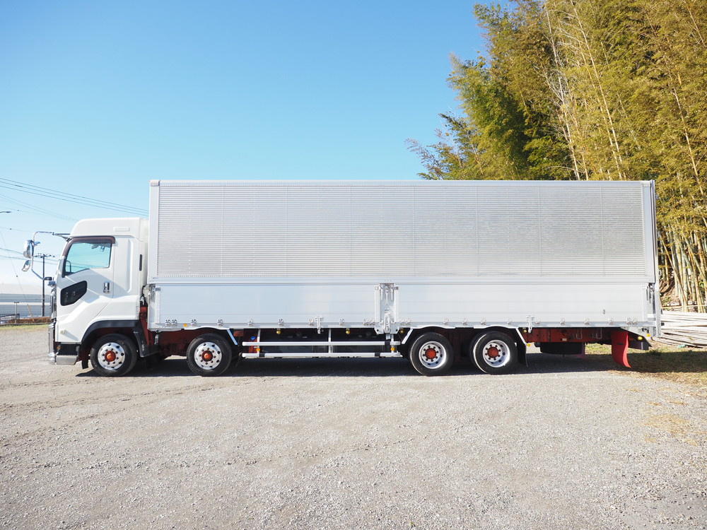 いすゞ ギガ ウイング車 大型 QKG-CYJ77B 年式 H28[写真16]