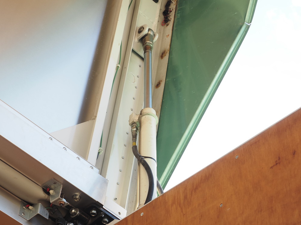 日野 レンジャープロ ウイング車 中型 TKG-FD7JMAG 年式 H27[写真14]