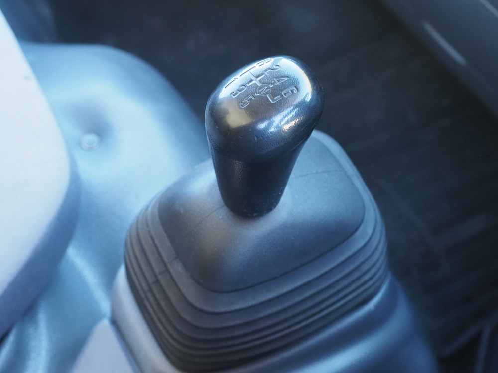 いすゞ エルフ バン車 小型 TKG-NMR85AN 年式 H25[写真21]