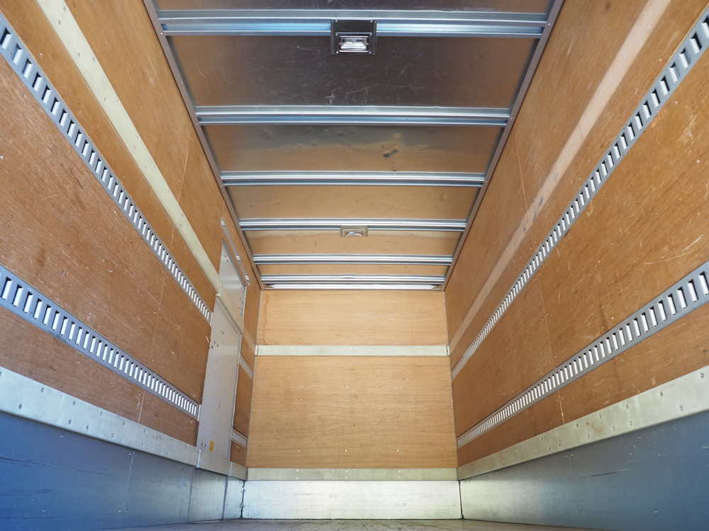 いすゞ エルフ バン車 小型 TKG-NMR85AN 年式 H25[写真11]