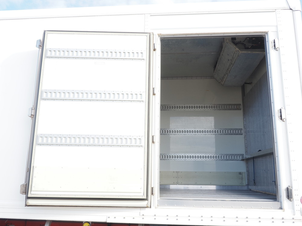 いすゞ ギガ 冷凍バン 大型 2PG-CYL77C 年式 H30[写真20]