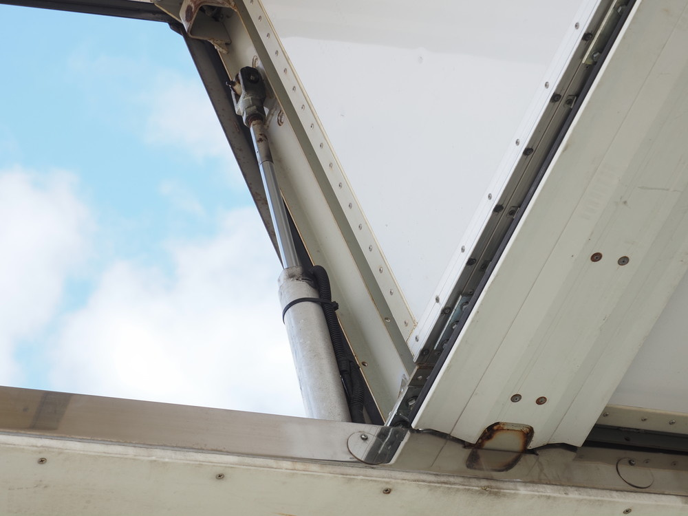 三菱ふそう スーパーグレート 冷凍ウイング 大型 QKG-FU54VZ 年式 H26[写真16]