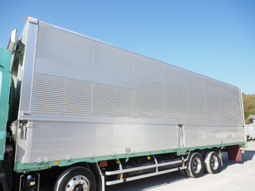 いすゞ ギガ ウイング車 大型 2PG-CYJ77C 年式 R1[写真17]