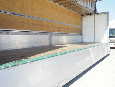 いすゞ ギガ ウイング車 大型 2PG-CYJ77C 年式 R1[写真26]