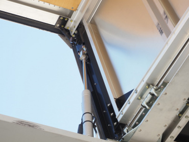 いすゞ ギガ ウイング車 大型 2PG-CYJ77C 年式 R1[写真15]