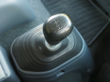 いすゞ フォワード ウイング車 中型 TKG-FRR90T2 年式 H27[写真36]