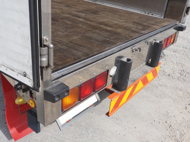 いすゞ ギガ ウイング車 大型 QKG-CYJ77B 年式 H28 [写真29]