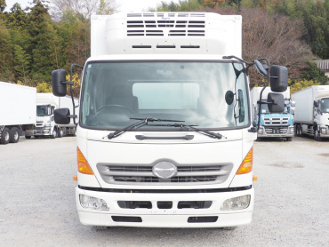 日野 レンジャープロ 冷凍バン 中型 TKG-FC9JKAG 年式 H29[写真03]