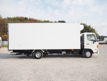 日野 レンジャープロ 冷凍バン 中型 TKG-FC9JKAG 年式 H29[写真10]