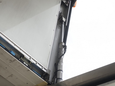 日野 レンジャープロ 冷凍ウイング 中増t TKG-GC7JJAA 年式 H25[写真20]