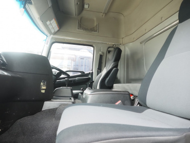 日野 プロフィア ウイング車 大型 QKG-FW1EXBG 年式 H26[写真44]