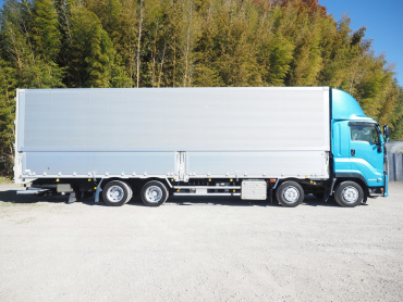 いすゞ ギガ ウイング車 大型 2PG-CYJ77C 年式 H30[写真08]