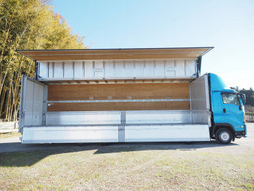 いすゞ ギガ ウイング車 大型 2PG-CYJ77C 年式 H30[写真10]