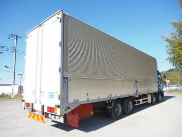 いすゞ ギガ ウイング車 大型 QKG-CYJ77A 年式 H25 [写真06]